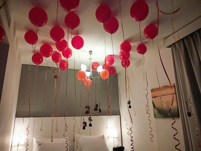 Balloon and Decorative Room Setup in Dubai
