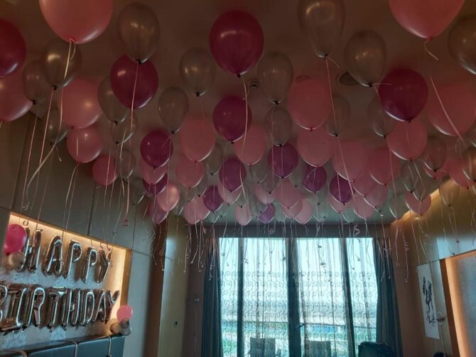 Pink Birthday Room Setup