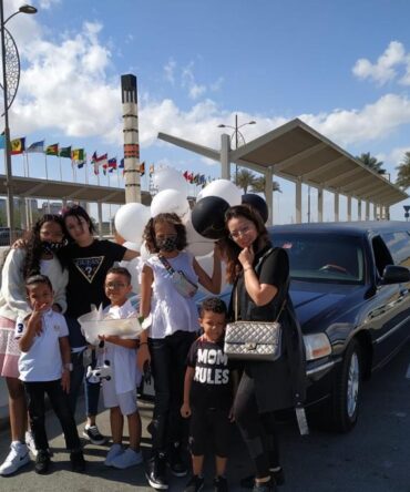 Get Kids theme Birthday Party in Limousine